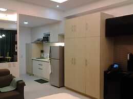 Twin Oaks Place Units