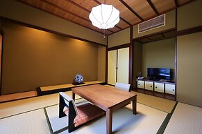 Matsuzakaya Honten