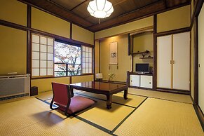 Matsuzakaya Honten