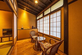 Matsuzakaya Honten