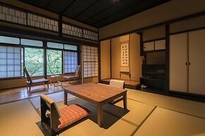Matsuzakaya Honten