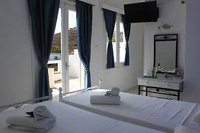 Syros Holidays