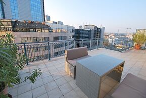 Arpad Bridge Apartments