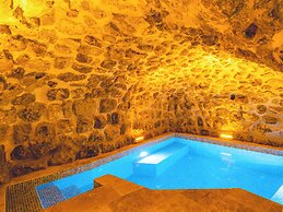 Atillas Cave Hotel