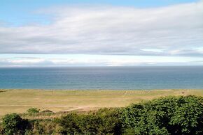 Cullen Bay Hotel