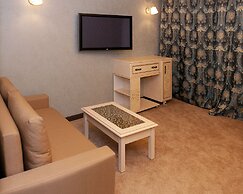 Hotel ARAVANA