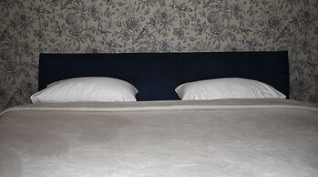 Hotel ARAVANA