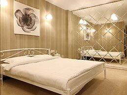 Hotel ARAVANA