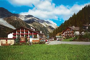 Alpina Mountain Resort