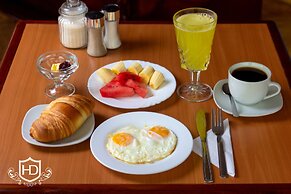 Hotel David