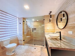 Hotel David
