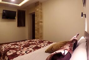 Hotel David