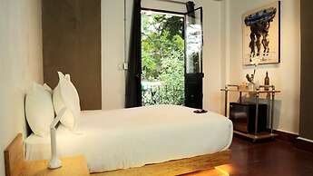Agrado Guest House