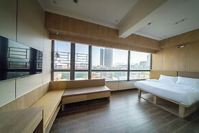 MIJ (KAI TAK) HOTEL