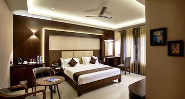 Hotel Arjunaa