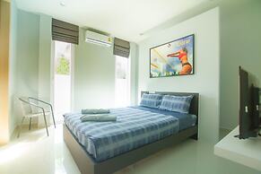 Luxury 5br Pool Villa and Sport Center