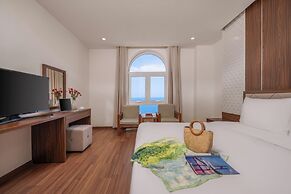 De Lamour Hotel