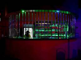 Sanet Hotel