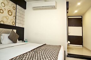 Hotel Ganges Grand