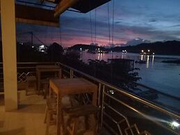 Bajo Sunset Hostel