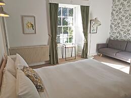 Lunan House