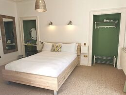 Lunan House