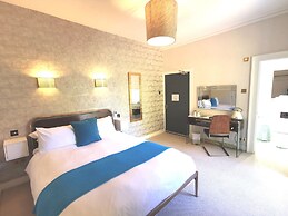 Lunan House