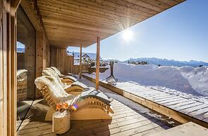 Tratterhof Mountain Sky Hotel