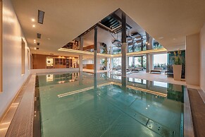Tratterhof Mountain Sky Hotel