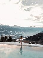 Tratterhof Mountain Sky Hotel