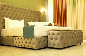 Nine Arch Holiday Resort