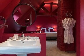 Hotel Spa Les Pins De César