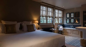 Hotel Spa Les Pins De César