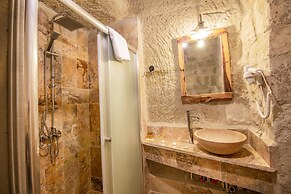 Kayadibi Cave Otel