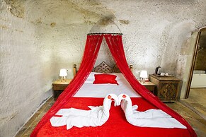 Kayadibi Cave Otel