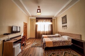 Ethno Hotel Osh