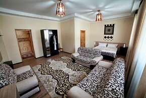 Ethno Hotel Osh