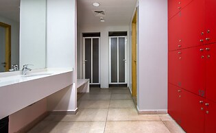 The Ray Hotel & Studios
