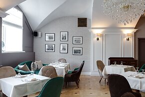 Volkov Hotel
