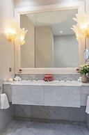 The Chatsworth Hotel