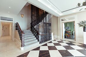The Chatsworth Hotel