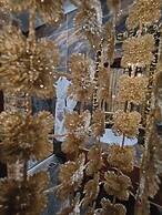 Julina Boutique Living