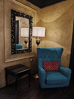 Julina Boutique Living