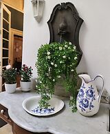 Julina Boutique Living