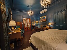 Julina Boutique Living