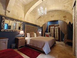 Julina Boutique Living