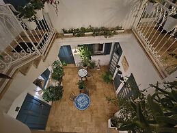 Julina Boutique Living