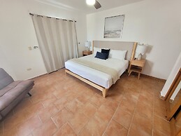 Villa Relax 2 by Kivoya