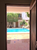 Villa Relax 2 by Kivoya