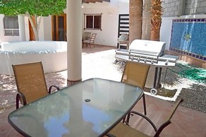 Villa Relax 2 by Kivoya